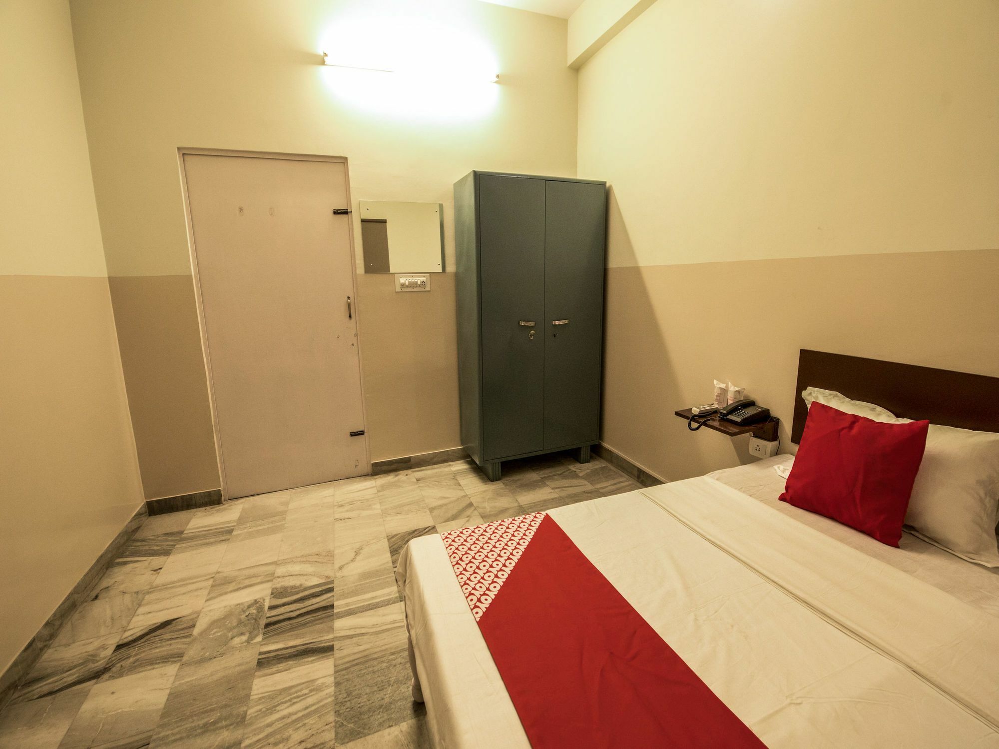 Oyo 13790 Hotel Satya Regency Τζαϊπούρ Εξωτερικό φωτογραφία